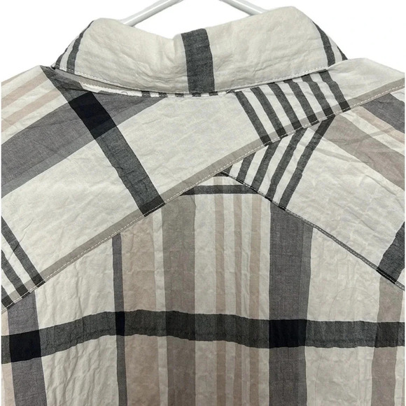 HABITAT LG & XL gauzy crinkle button  down shirt,black & white plaid, hi low - Picture 6 of 16